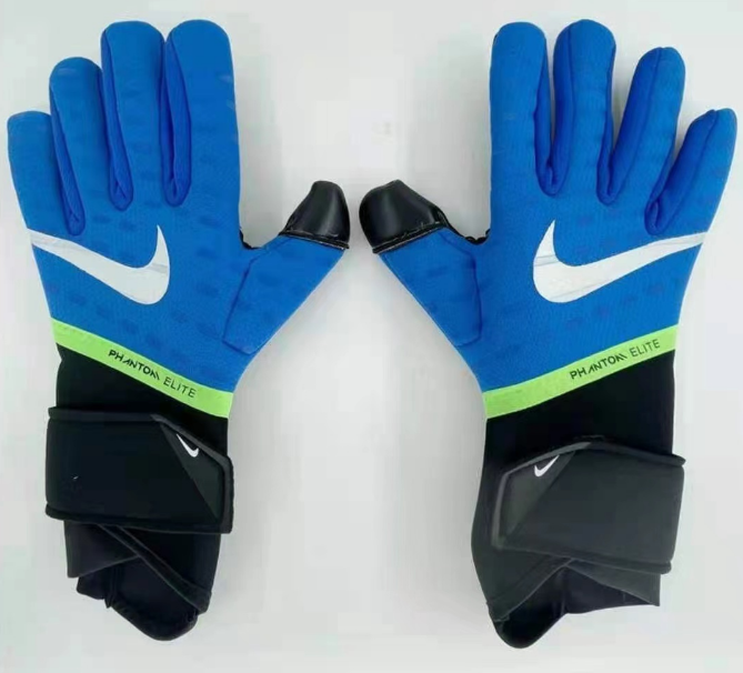 Luva de Goleiro Nike Phantom Pro