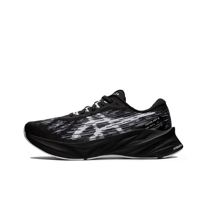 Asics Novablast 3