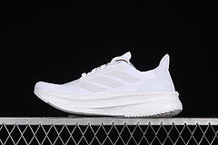 Adidas Ultraboost 5