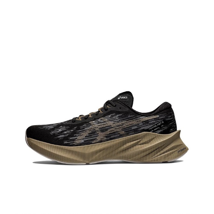 Asics Novablast 3