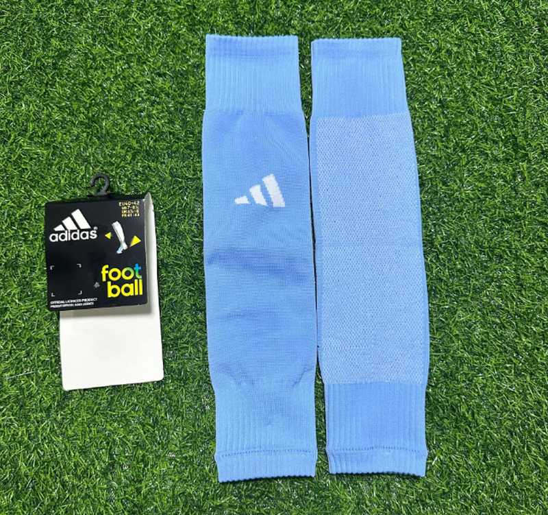 Canelito Adidas