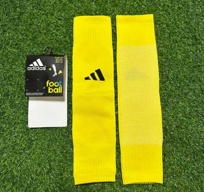 Canelito Adidas