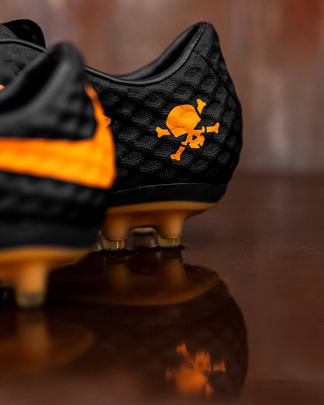 Chuteria Nike HyperVenom FG Pro