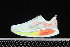Nike Vomero 18