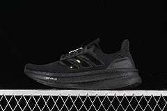 Adidas Ultraboost 5
