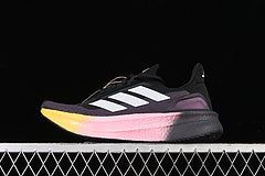 Adidas Ultraboost 5