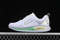 Nike Vomero 18