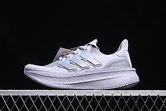 Adidas Ultraboost 5